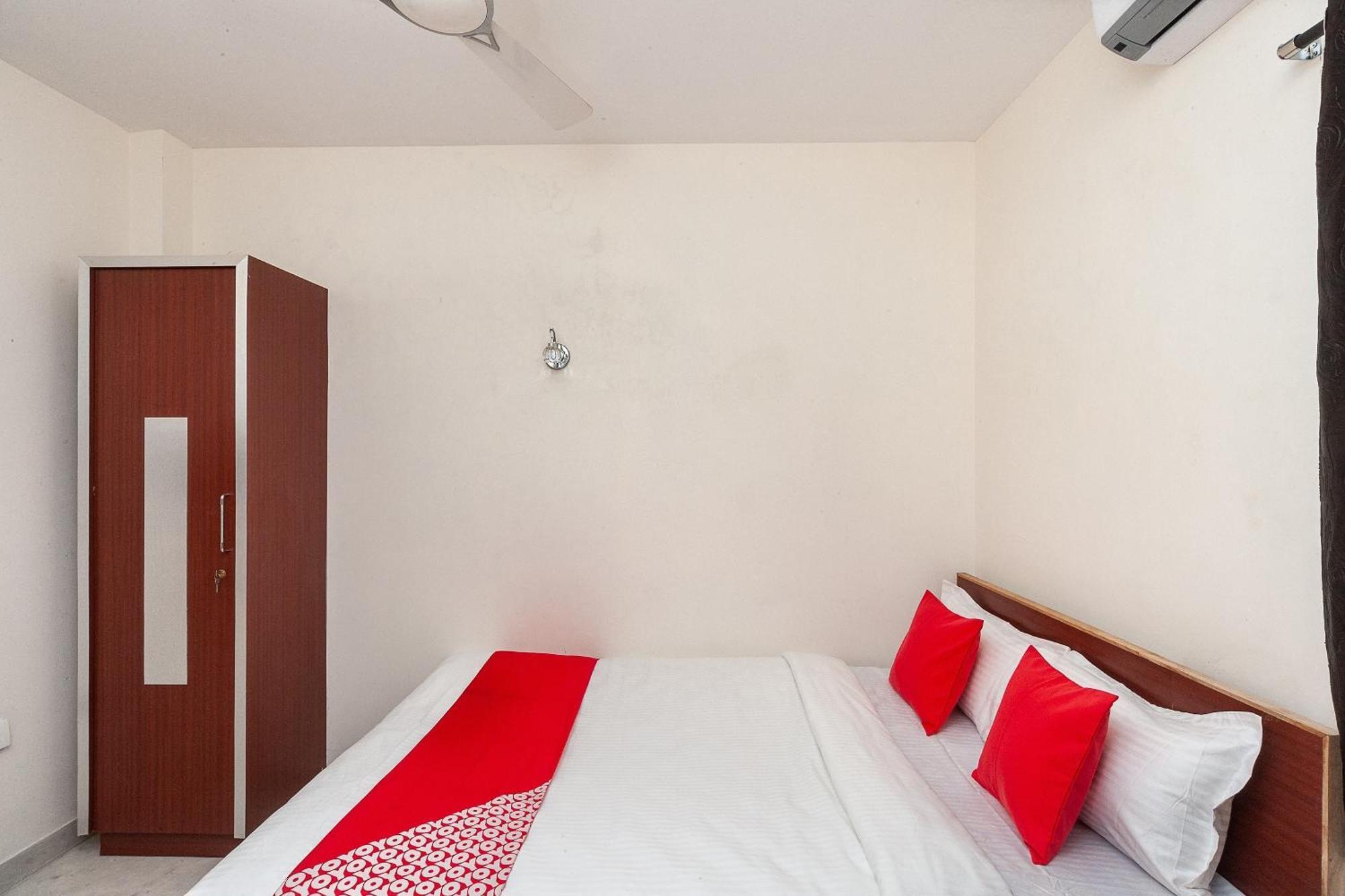 Super Hotel O Le Mint Omr Csennai Kültér fotó