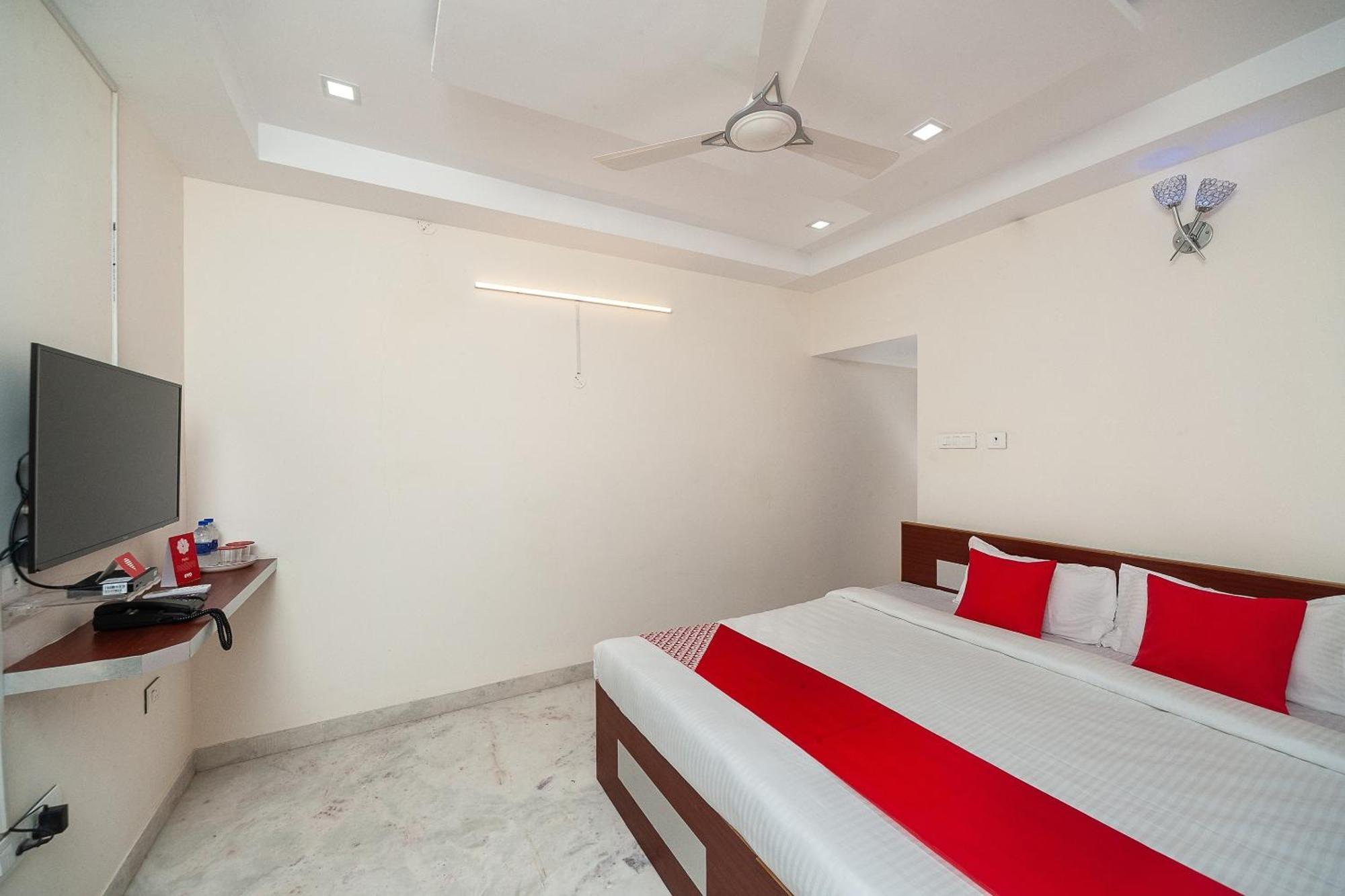 Super Hotel O Le Mint Omr Csennai Kültér fotó