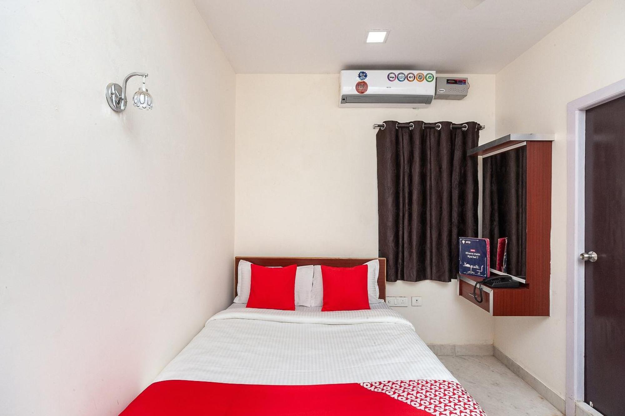 Super Hotel O Le Mint Omr Csennai Kültér fotó